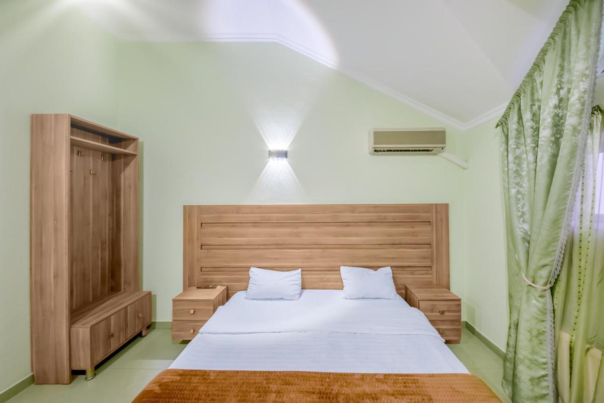 Apart Hotel Georgia Gold Тбилиси Экстерьер фото